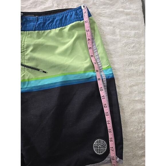 Rip Curl Men's‎ Swim Green Blue Board Shorts Size 32 Pool Travel Vacation - Picture 3 of 10